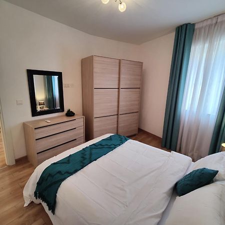 Central Modern Sliema 2 Bedroom Apartment Kültér fotó